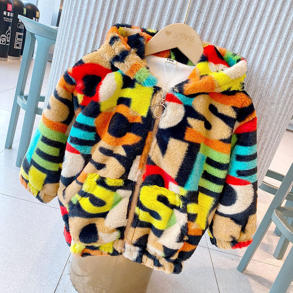 Jakna za djevojčice s kapuljačom i uzorkom u boji