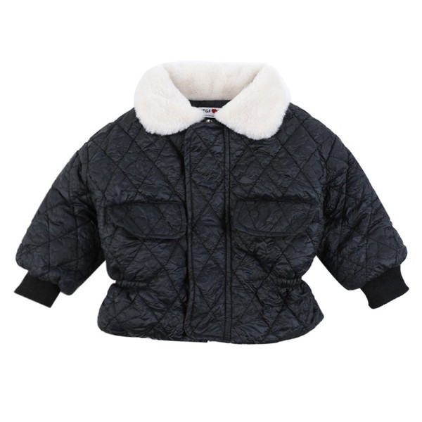 Moderna dječja jakna s donjom kragnom i džepovima za djevojčice