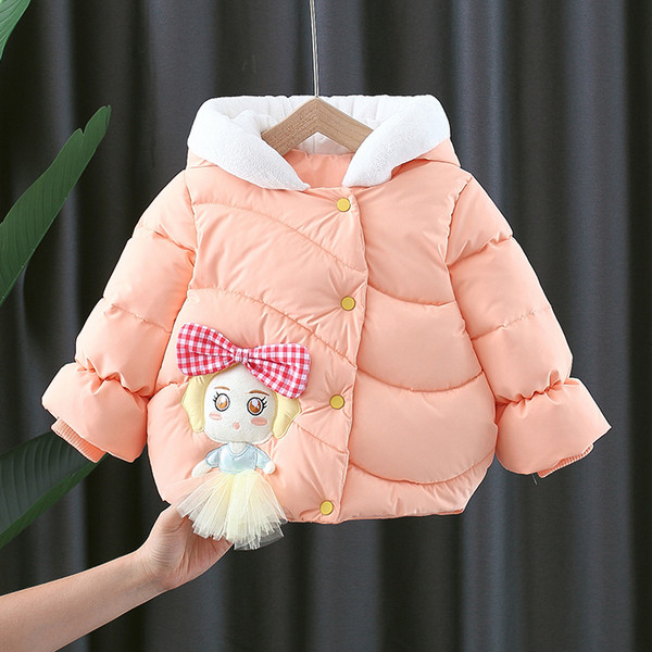 Μοντέρνο παιδικό χειμερινό μπουφάν με τρισδιάστατο στοιχείο στην κουκούλα