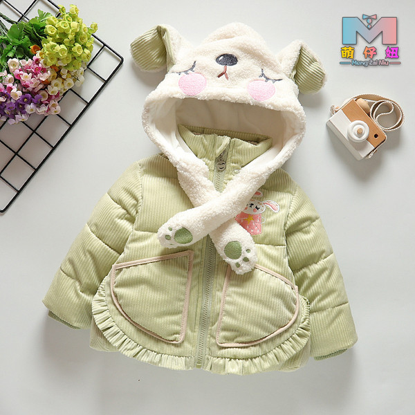 Moderna dječja zimska jakna s kapuljačom i aplikacijom na leđima