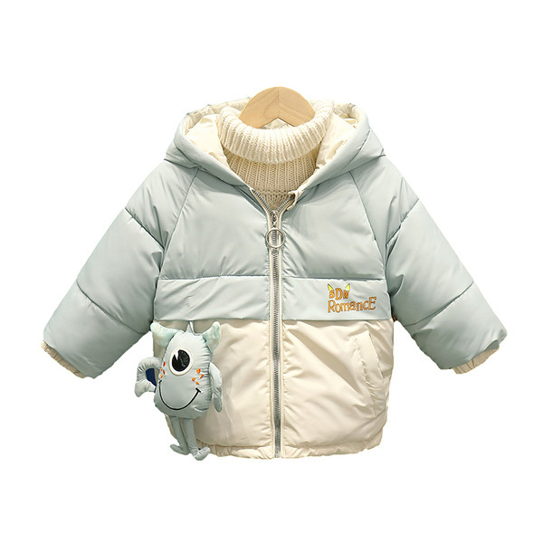 Kapuutsiga ja aksessuaariga laste jope poistele