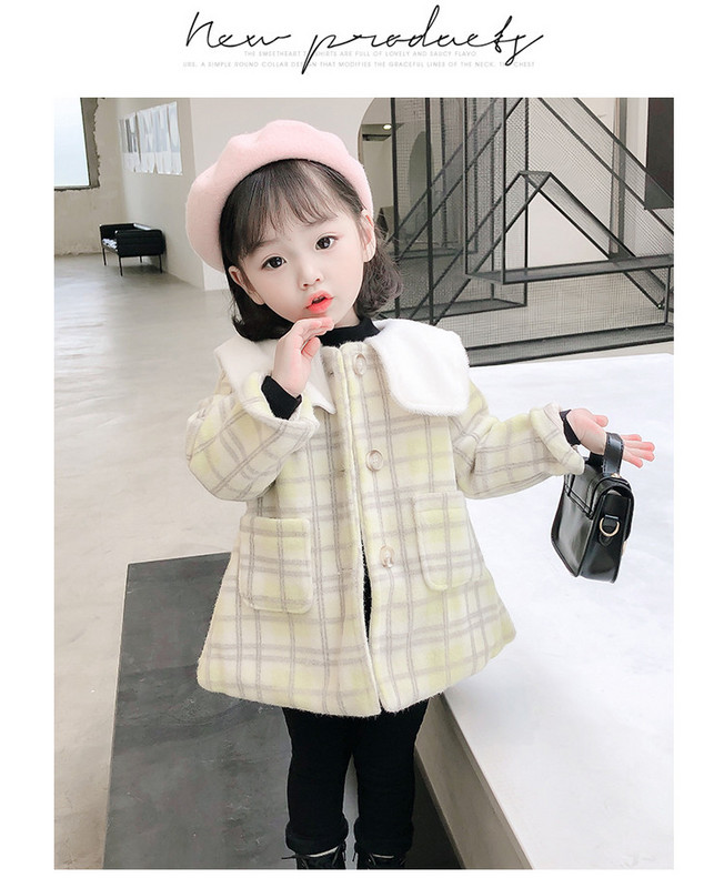 Stiilne nööpide ja taskutega lastemantel tüdrukutele