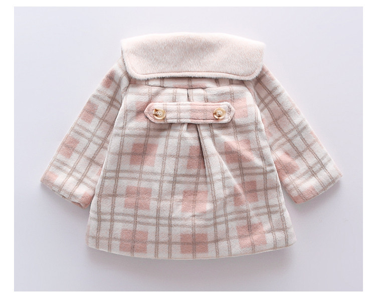 Stiilne nööpide ja taskutega lastemantel tüdrukutele