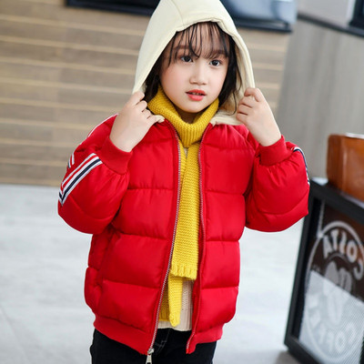 Kapuutsiga ja küljeäärega talvejope - kaks mudelit tüdrukutele ja poistele