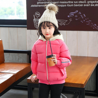 Kapuutsiga ja küljeäärega talvejope - kaks mudelit tüdrukutele ja poistele