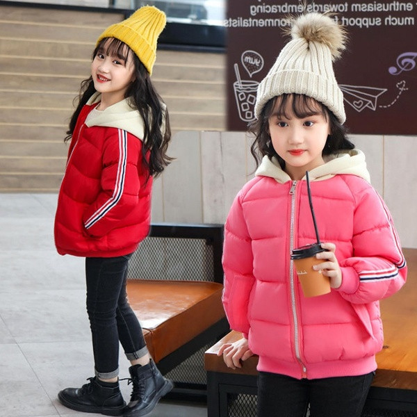 Kapuutsiga ja küljeäärega talvejope - kaks mudelit tüdrukutele ja poistele