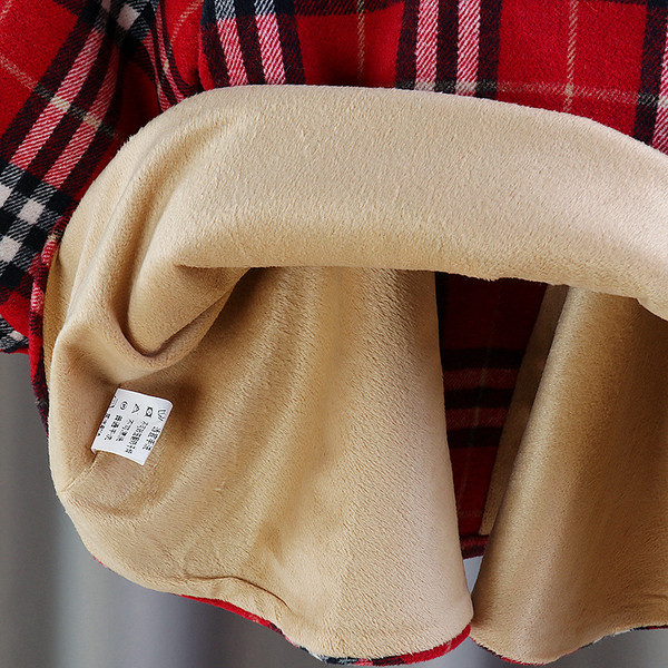 Ruuduline lastemantel tüdrukutele vöökohaga