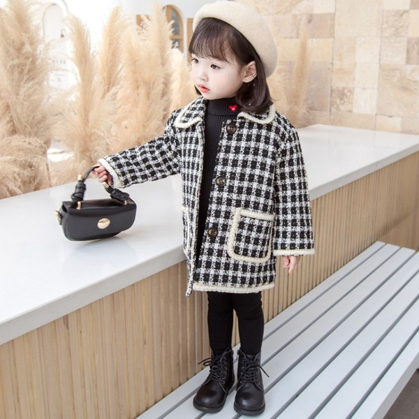 Καθημερινό παιδικό μπουφάν με τσέπη και κουμπιά