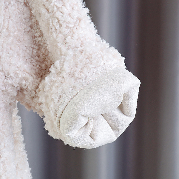 Tüdrukute kohev lastemantel paela ja taskutega