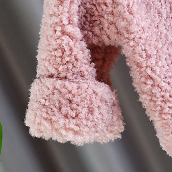 Moodne roosat värvi kapuutsiga ja taskutega laste jope tüdrukutele