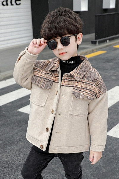 Sügis-talvine nööpide ja klassikalise kraega laste jope