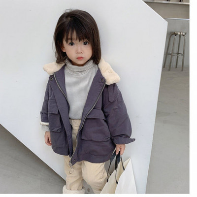 Dječja jakna s toplom postavom i džepovima za djevojčice