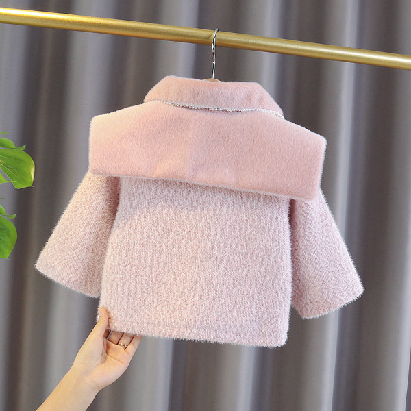 Μοντέρνο παιδικό παλτό για κορίτσια σε ροζ χρώμα