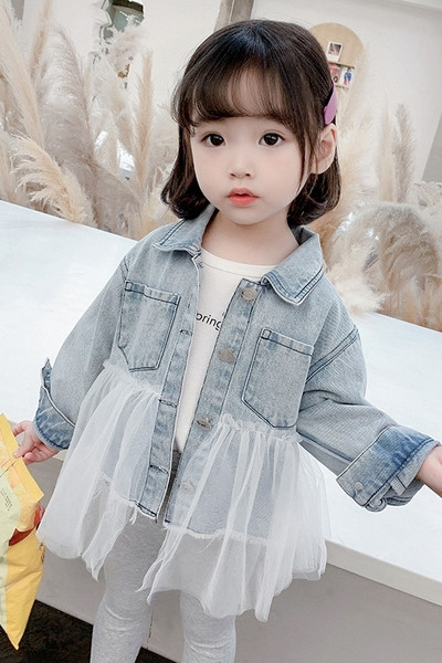 Παιδικό τζιν μπουφάν με τούλι και κουμπιά κατάλληλα για κορίτσια