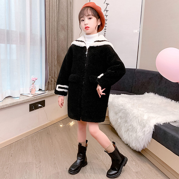 Παιδικό χειμερινό παλτό για κορίτσια