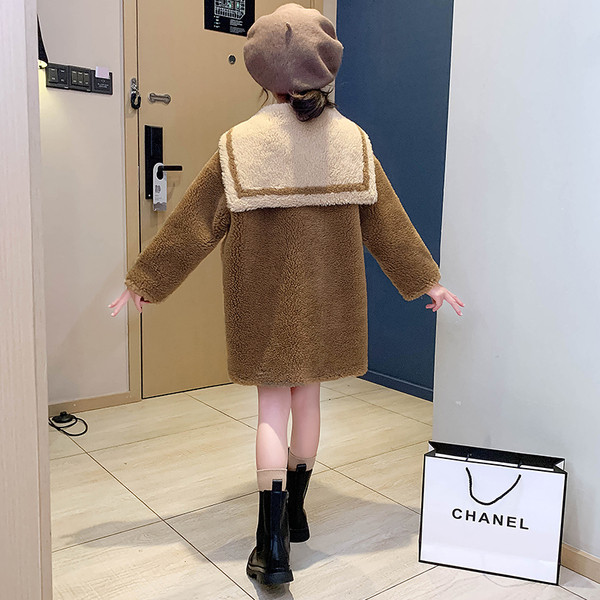 Παιδικό χειμερινό παλτό για κορίτσια