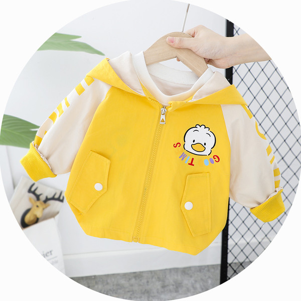 Naujo modelio vaikiška striukė su 3D elementu ir aplikacijomis berniukams