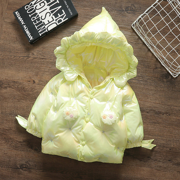 Kapuutsi ja lukuga laste talvejope tüdrukutele