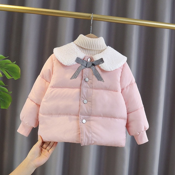 Aktualna dječja jakna za djevojčice sa trakom