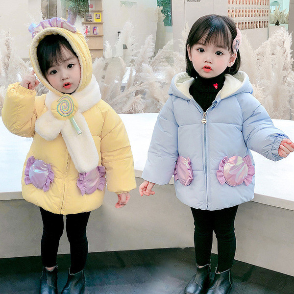 Geaca de iarna model nou pentru fete cu gluga