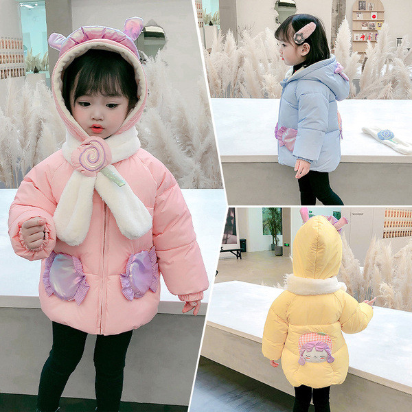 Geaca de iarna model nou pentru fete cu gluga