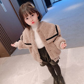 Sügismantel suure nööpidega kraega