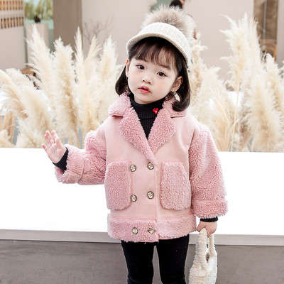 Laste nööpide ja taskutega sulejope