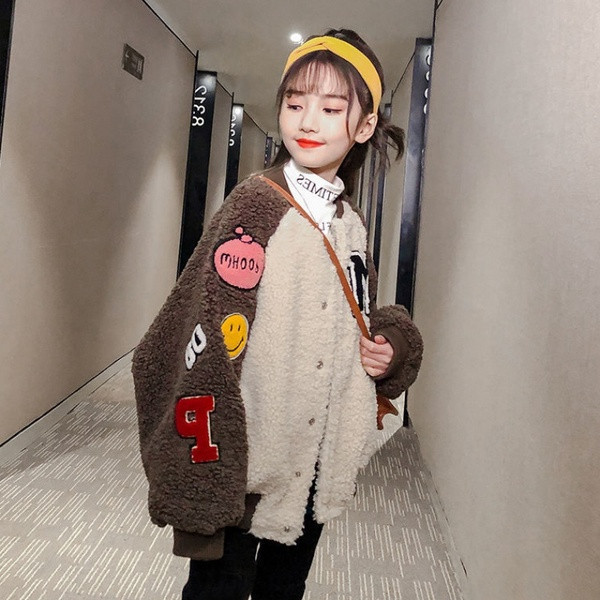 Värviliste trükistega sügis-talvine sulejope