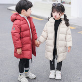 Kapuutsiga ja keskmise pikkusega talvejope - unisex mudel