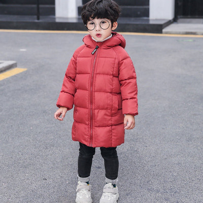 Kapuutsiga ja keskmise pikkusega talvejope - unisex mudel