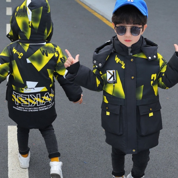 Keskmise pikkusega sillerdavates toonides talvejope poistele