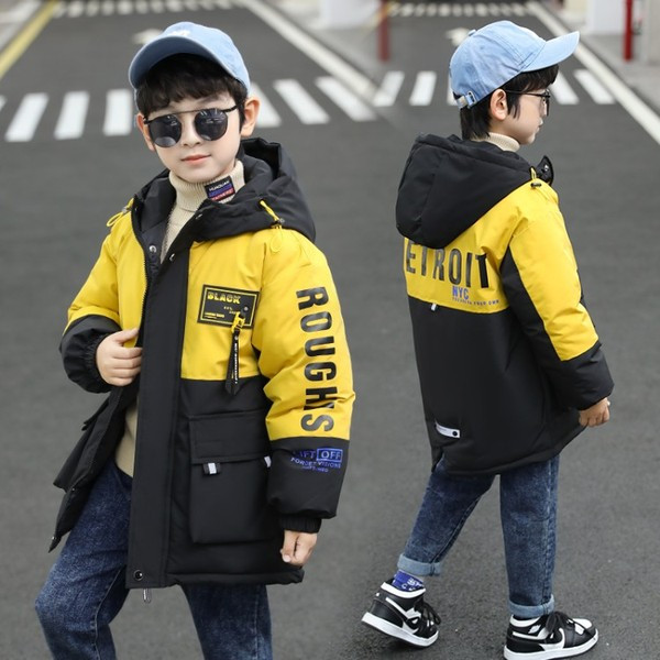 Καθημερινό παιδικό μπουφάν με επιγραφές για αγόρια