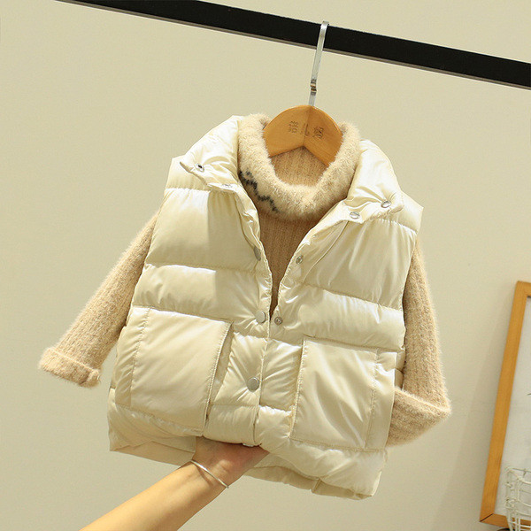 Dječji prsluk za djevojčice i dječake s gumbima i visokim ovratnikom