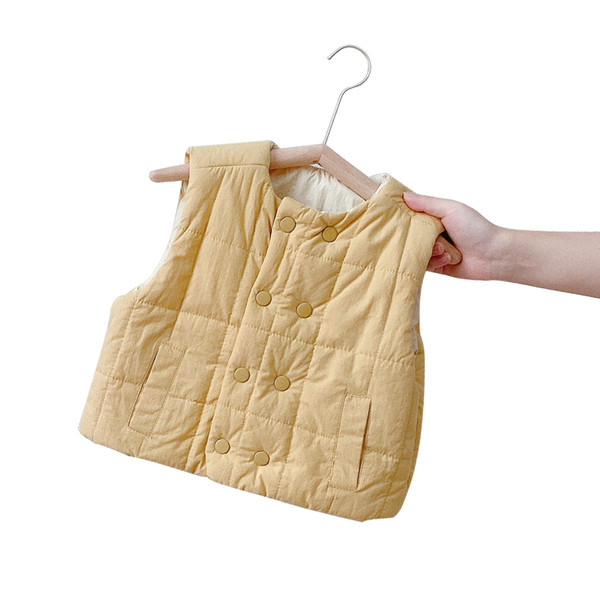 Ovaalse krae ja topeltkinnitusega igapäevane lastevest