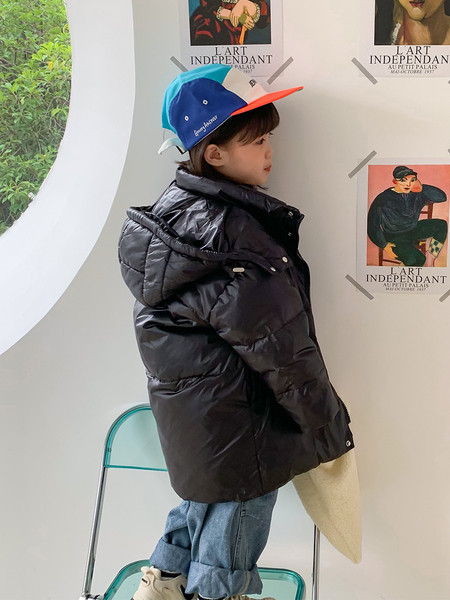 Χειμωνιάτικο παιδικό μπουφάν κλασικό μοντέλο με κουκούλα