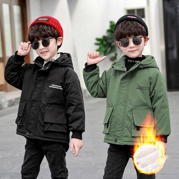 Pehme voodri ja aplikatsiooniga laste jope poistele