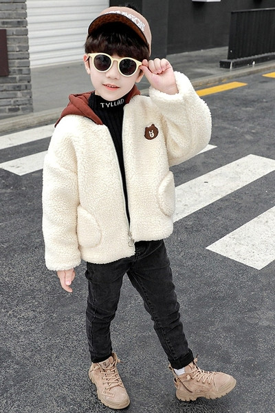 Pehme ja kapuutsiga laste talvejope poistele