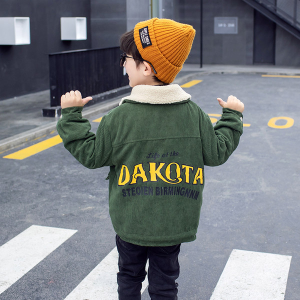 Casual παιδικό μπουφάν  με κουμπιά κατάλληλα για αγόρια