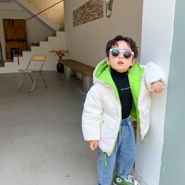 Zimska dječja jakna za dječake s kapuljačom i džepovima