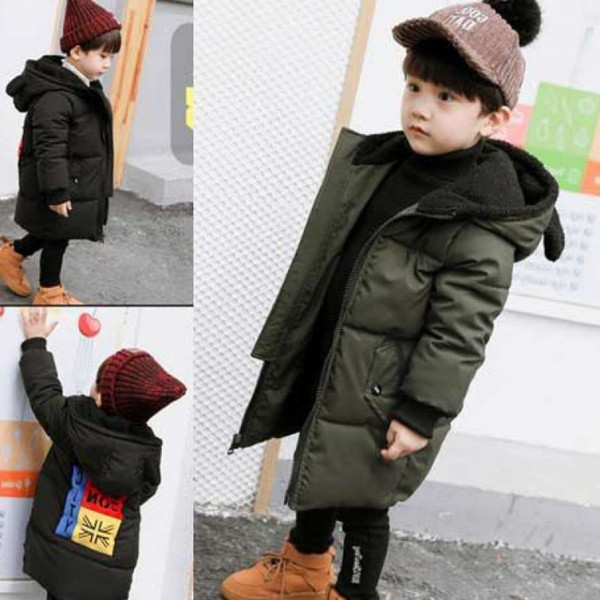 Tagaküljel värvilise aplikatsiooniga laste talvejope