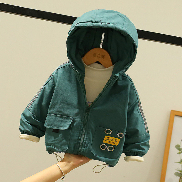 Παιδικό μπουφάν με φερμουάρ και απλικέ στη πλάτη