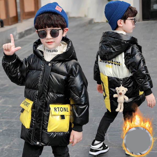 Talvine kapuutsiga ja aplikatsiooniga laste jope poistele