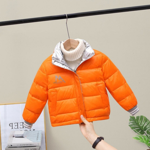 Παιδικό μπουφάν διπλής όψης με απλικέ και κουκούλα