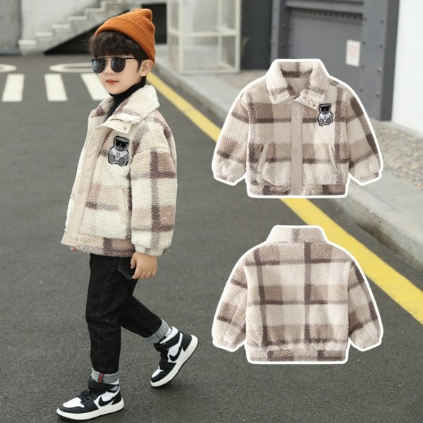 Παιδικό μπουφάν με κεντήματα και κουμπιά για αγόρια