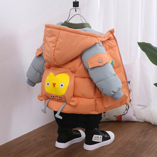 Χειμερινό μπουφάν με εφαρμογή 3D στη πλάτη