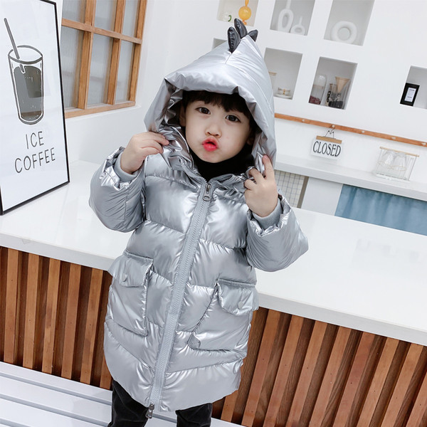 Χειμερινό παιδικό μπουφάν για αγόρια και κορίτσια με κουκούλα και τρισδιάστατα στοιχεία