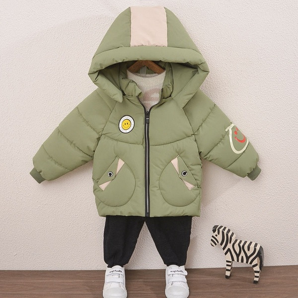 Kapuutsiga ja värvitrükiga laste talvejope