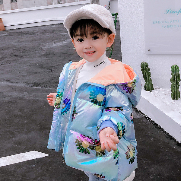 Μοντέρνο παιδικό μπουφάν για κορίτσια με λουλουδάτο μοτίβο και κουκούλα