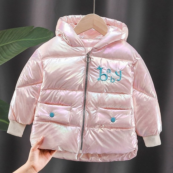 Uue mudeli kapuutsiga ja kirjadega laste jope poistele