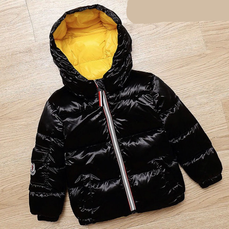 Särava efektiga, kapuutsi ja lukuga laste talvejope - unisex mudel